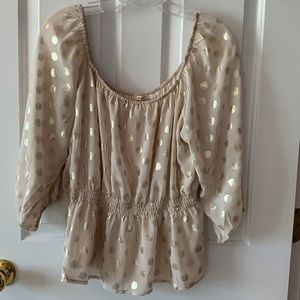 Scoop neck Blouse